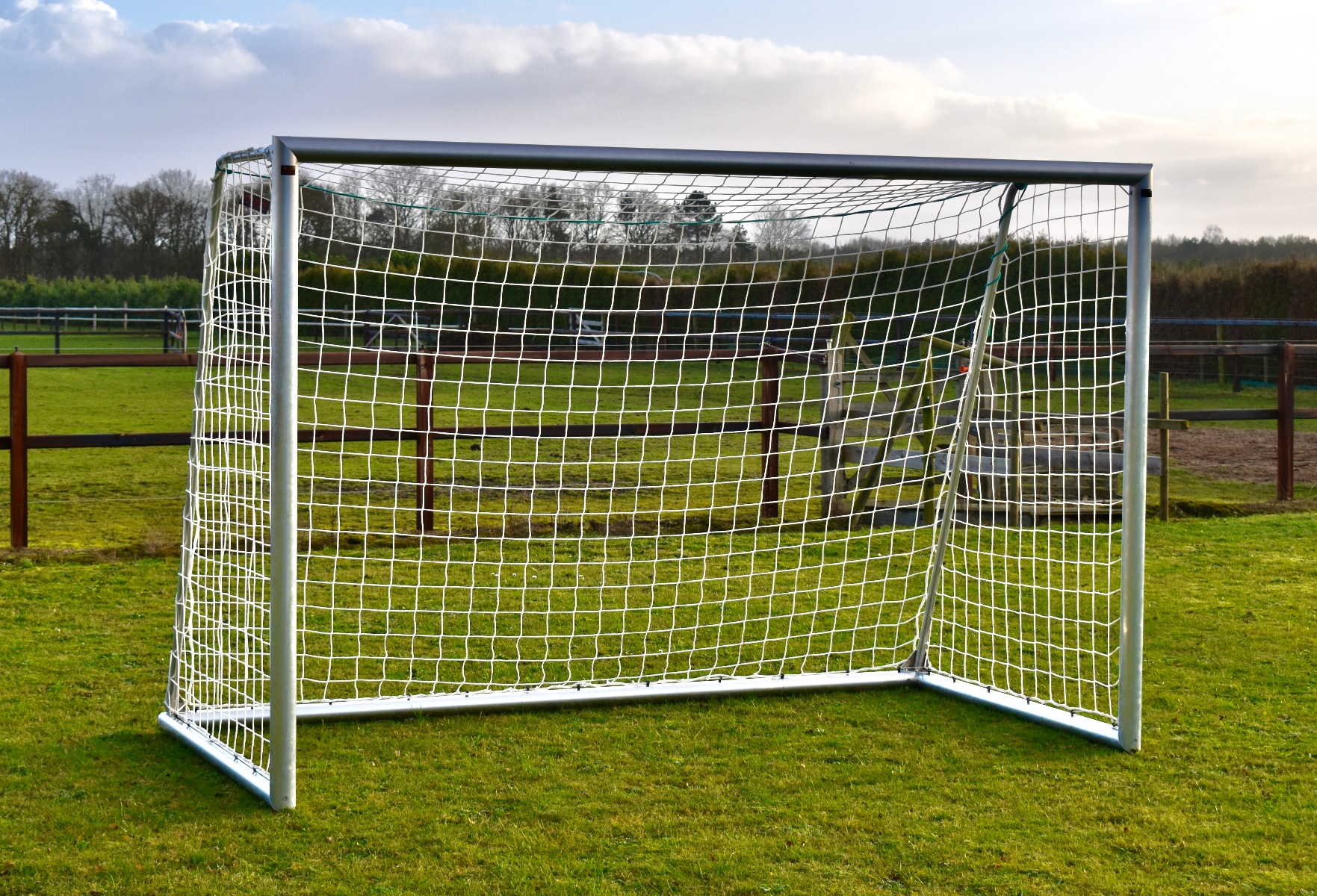 2* Aluminium Soccer Goal (set) - 300x200 - Professional