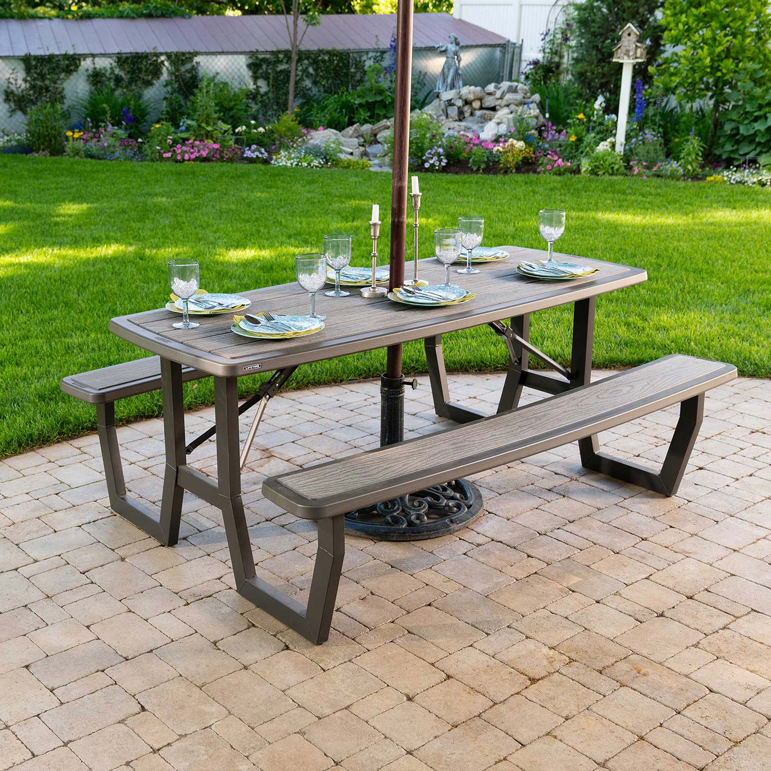 Lifetime picnic table Rough-Cut foldable brown