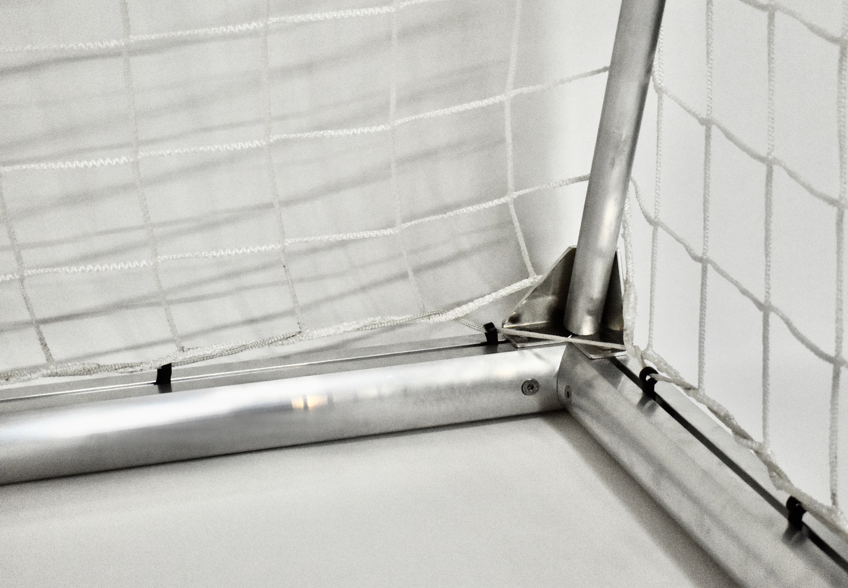 Aluminium Soccer Goal - 300x200 - Professional - Incl. net